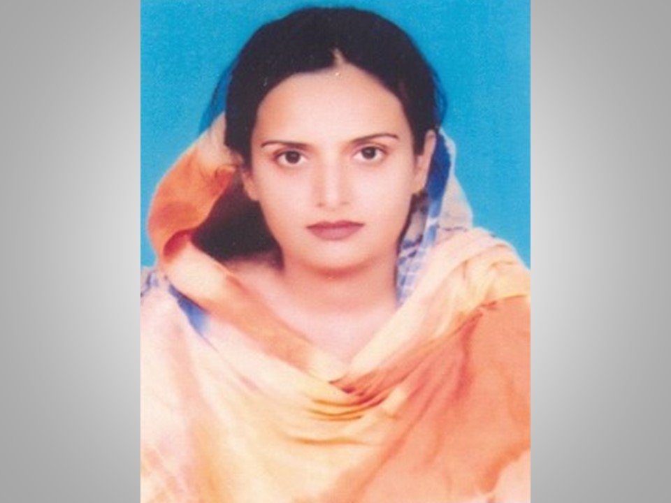 Dr. Noosheen Zahid